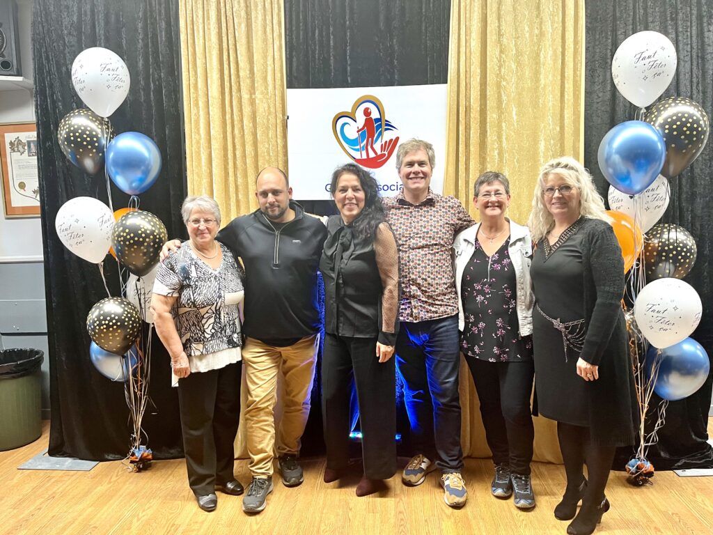 Équipe du CAPAB (Édith, Jeanne, Brenda et Marie-Jeanne) et Dr Stéphane  Lemire et son collègue Elie Belley-Pelletier.